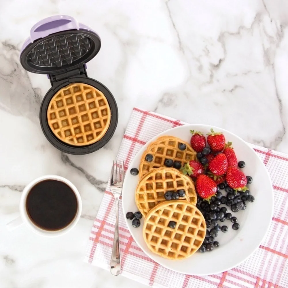 Last 1 - Dash • Mini Waffle Maker • Lilac
